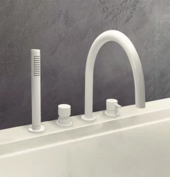 Waterevolution Flow 4-otworowa bateria wannowa do montażu na krawędzi wanny biała T138BR