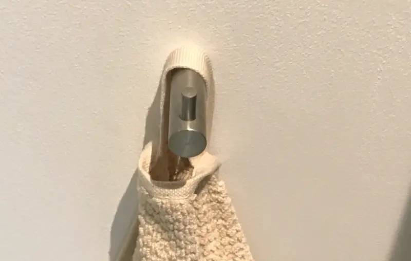 Waterevolution Flow wieszak na ręczniki w całości ze stali nierdzewnej A150IE