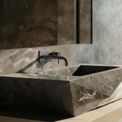 Waterevolution Flow wbudowany kran umywalkowy z maskownicą PVD Gun Metal z wylewką 15 cm T1161GME-15