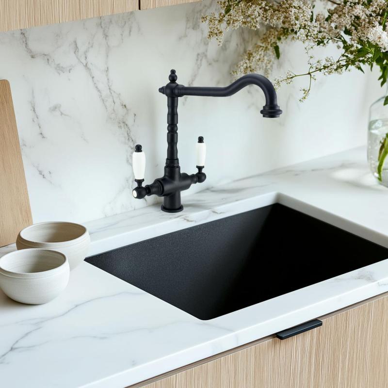 PB Nostalgiczny klasyczny wiejski kran kuchenny matowy czarny z białymi uchwytami 1208953912