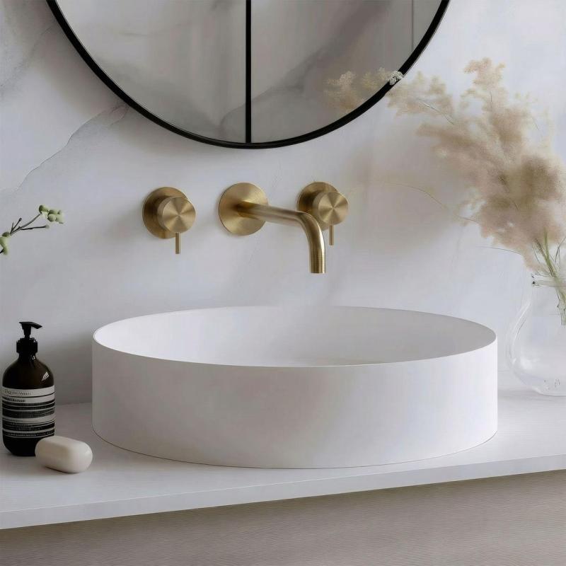 Waterevolution Flow 3-otworowa bateria umywalkowa do montażu podtynkowego, w całości z szczotkowanego mosiądzu, z wylewką 15 cm T1163FLE-15