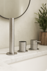 Waterevolution Flow 3-otworowa bateria wannowa do montażu na brzegu wanny ze stali nierdzewnej RVS T138SBIE