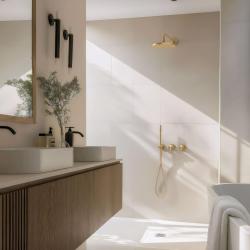 Waterevolution Flow inbouw doucheset met thermostaat regendouche en handdouche geborsteld light gold PVD

---

Zestaw natryskowy podtynkowy Waterevolution Flow z termostatem, deszczownicą i s