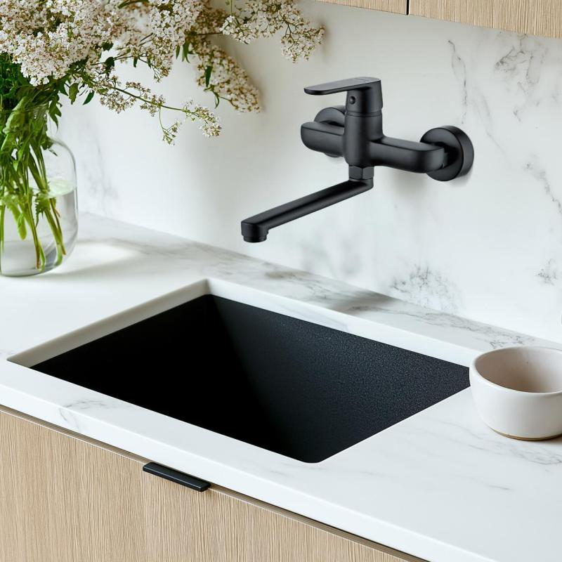 AquaTrimo Chopin czarny kran ścienny z dolnym wylotem 235mm 21CP7075SW