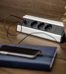 Indux Corner narożny gniazdo kuchenne z 3 gniazdkami z uziemieniem i 2 ładowarkami USB 1208957431
