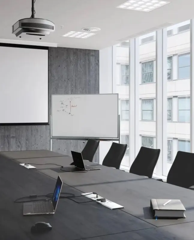 Indux Slide max wbudowane gniazdo kuchenne z uziemieniem w blacie z USB-A, HDMI, RJ45 i USB-C kolor matowy czarny 1208957441