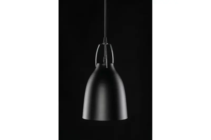 Decor Orient stożkowa metalowa lampa wisząca czarna z kontrastującym białym wnętrzem 4475