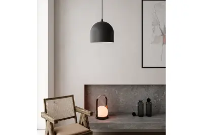 Decor Katilu czarna metalowa lampa wisząca 1884