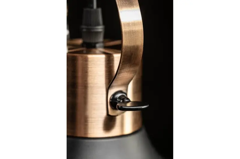 Dekor Mees czarna metalowa lampa wisząca z mocowaniem klosza w kształcie lampy naftowej 2363