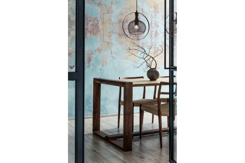 Dekoracyjna lampa wisząca Xalis z czarnym kloszem z drutu i metalową krawędzią, średnica 19,5 cm 7214