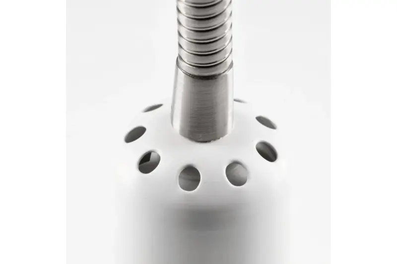 Biała ścienka Decor Etore z metalowym ramieniem o średnicy 11 cm z 1952 roku