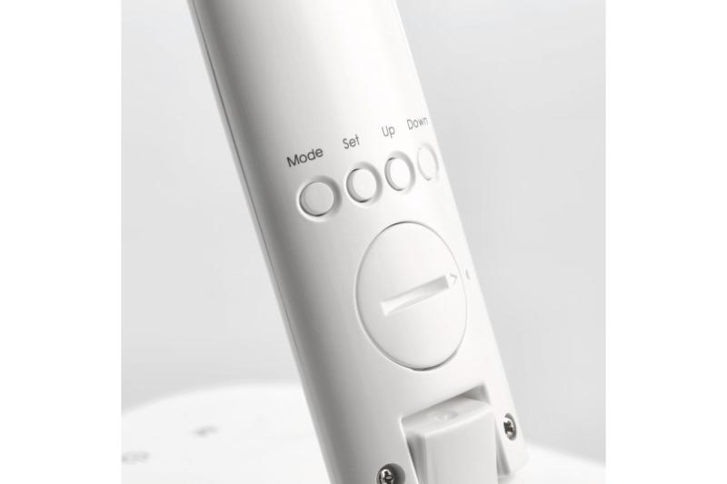 Lampa biurkowa Decor LINEAR 7W 420lm AC220-240V 3-CCT 5-stopniowe ściemnianie PF>0,5 RA>80 biała. 1208962500