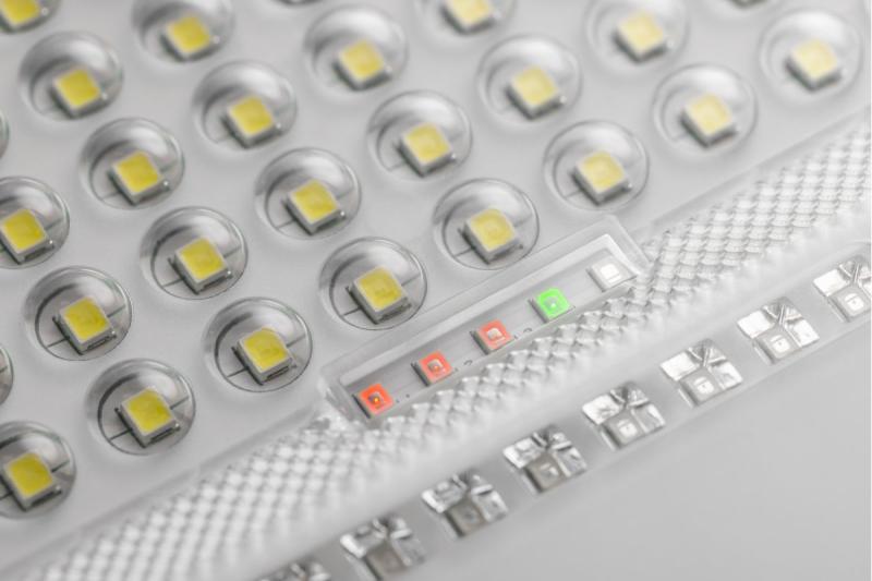 Reflektor LED na energię słoneczną BRAVOS, 100W, 1000lm, 6400K, IP65, 120°, panel słoneczny, pilot zdalnego sterowania, 3y 1208962681