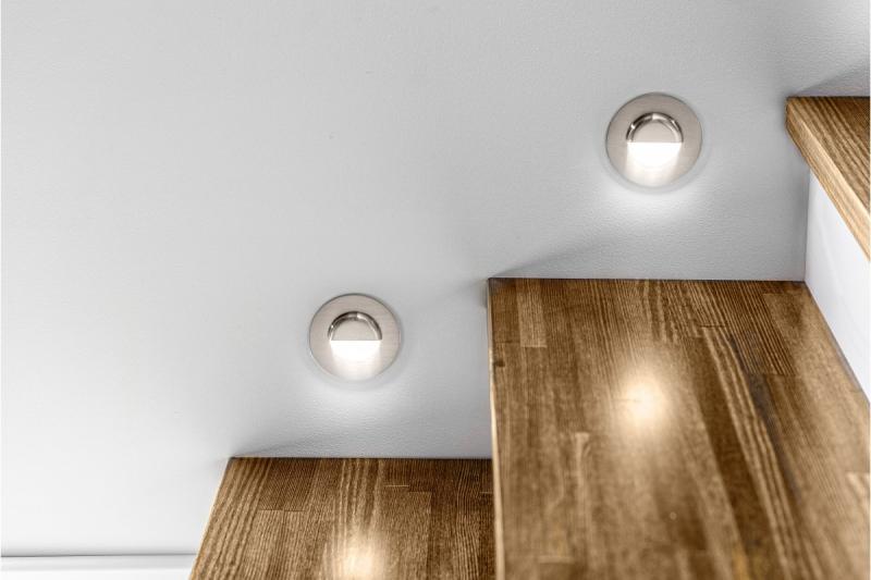 Dekoracyjna LED oprawa schodowa ESCADA OB DC12V okrągła matowa szklana obudowa 0,8W 70lm 4000K inox kabel 150cm