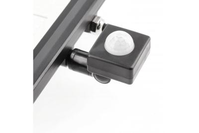 Reflektor LED iNEXT z czujnikiem ruchu 30 W 2400 lm, PF>0,9, RA>80, IP65, 120°, 6400 K, obudowa czarna 1208962860