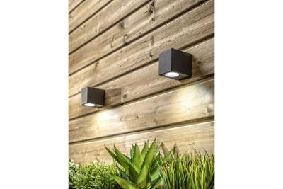 Decorgevelarmatuur met eenrichtingsverkeer TIAGO KW GU10 MAX.35W IP54 AC220-240V 50/60Hz zwart. 1208963206

Na język polski:

Dekoracyjna oprawa elewacyjna jednokierunkowa TIAGO KW GU10 MAX.3