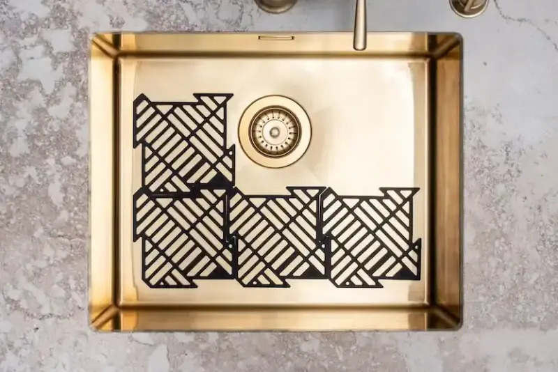 Magisso Happy Sink Puzzel czarne ochraniacze dna 4 sztuki do zlewu czarne 32,5 x 32,5 cm 1208967385