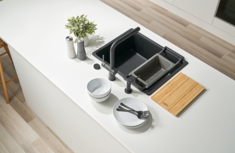 Franke Uniwersalny Zestaw Akcesoriów All-In Set 1 - Deska do krojenia, Plastikowy Wkład oraz Teleskopowy Mostek 112.0655.481