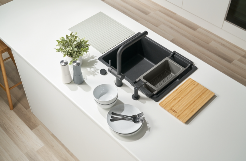 Franke Uniwersalny Zestaw Akcesoriów All-In Set 3 - Deska do Krojenia, Plastikowa Wkładka, Mata Ociekowa i Teleskopowy Mostek 112.0655.483