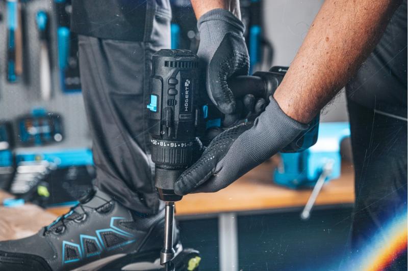 Högert bezszczotkowa wiertarko-wkrętarka akumulatorowa 18V do cegły, kamienia, drewna, metalu i tworzyw sztucznych.