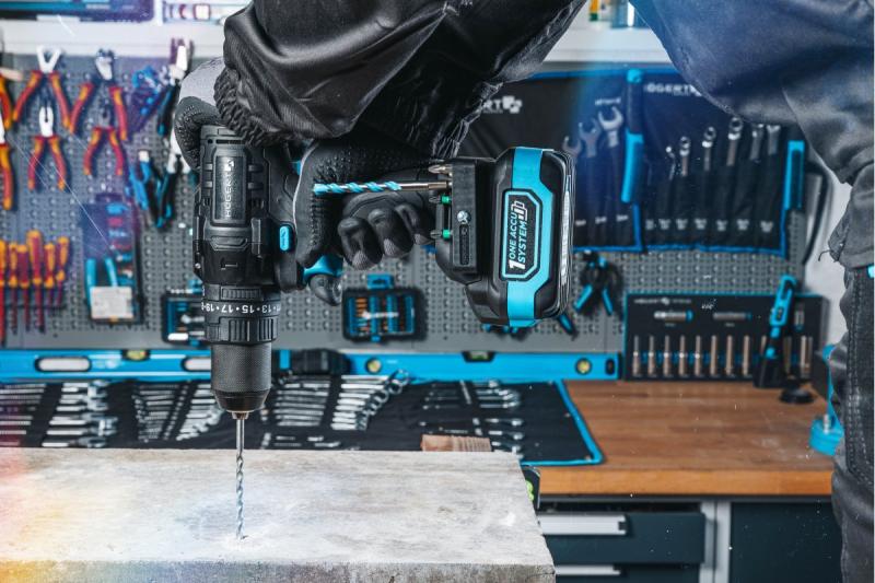 Mocna wiertarko-wkrętarka udarowa Högert, bezszczotkowa, 18V