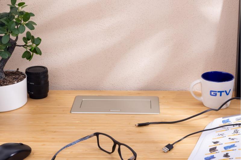 Gniazdo meblowe MULTISOFT, 2xSCHUKO, USB A+C, RJ45, kabel 1,5 m, aluminium