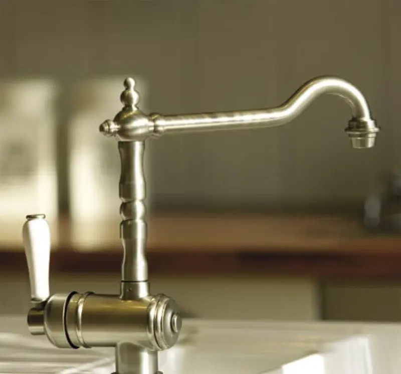 Nostalgiczny kran kuchenny V1920 Chrom